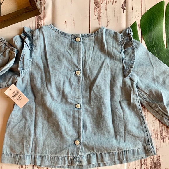 Gap Toddler denim wash long sleeve shirt. - Picture 3 of 5